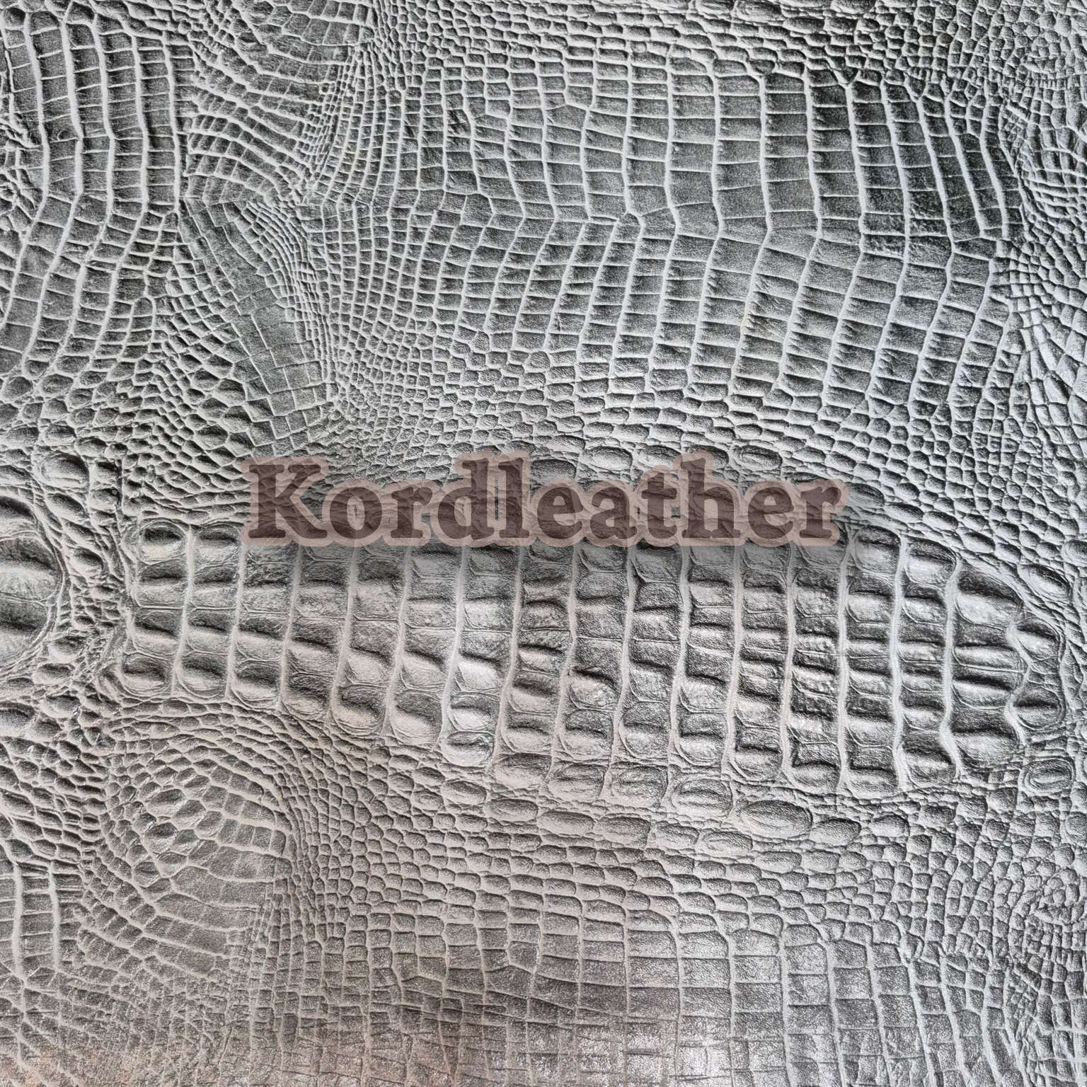 چرم گاوی کروکدیل طوسی روشن