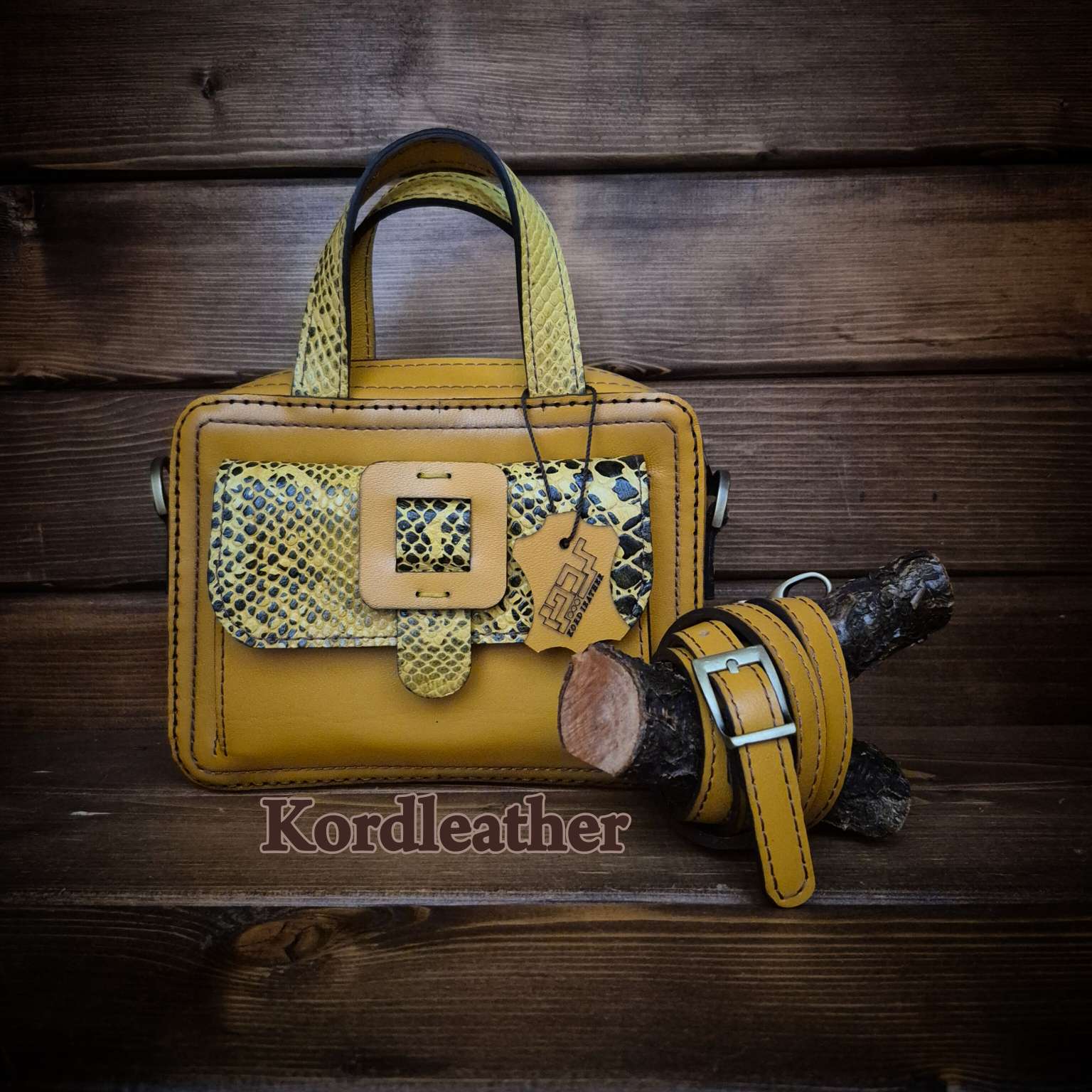 کیف چرم زنانه مدل آسو ۱